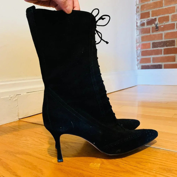 MANOLO BLAHNIK Black Suede Low Heel Boots EUR 39.5 $1695 - Picture 16 of 16